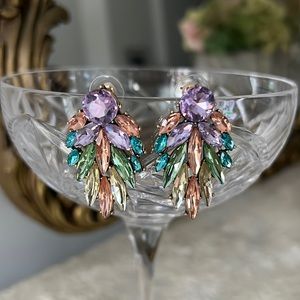 Pastel gem earrings 🤍